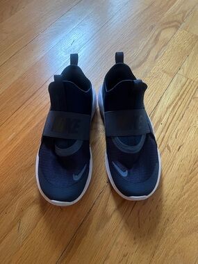 Nike Kids' Slip-On Athletic Sneakers in Navy Blue